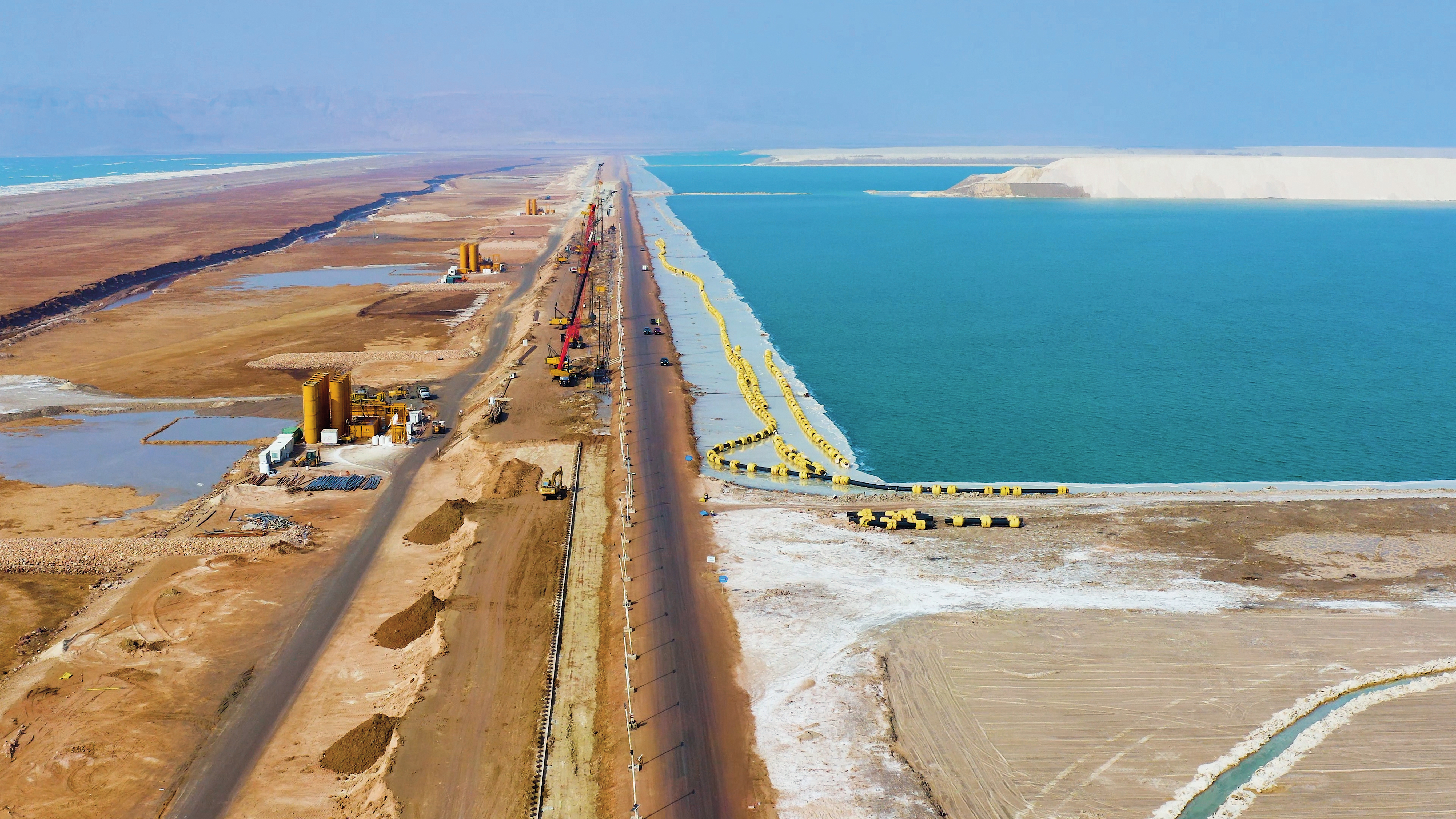 Arab Potash dike rehabilitation project in Jordan by Bauer Spezialtiefbau