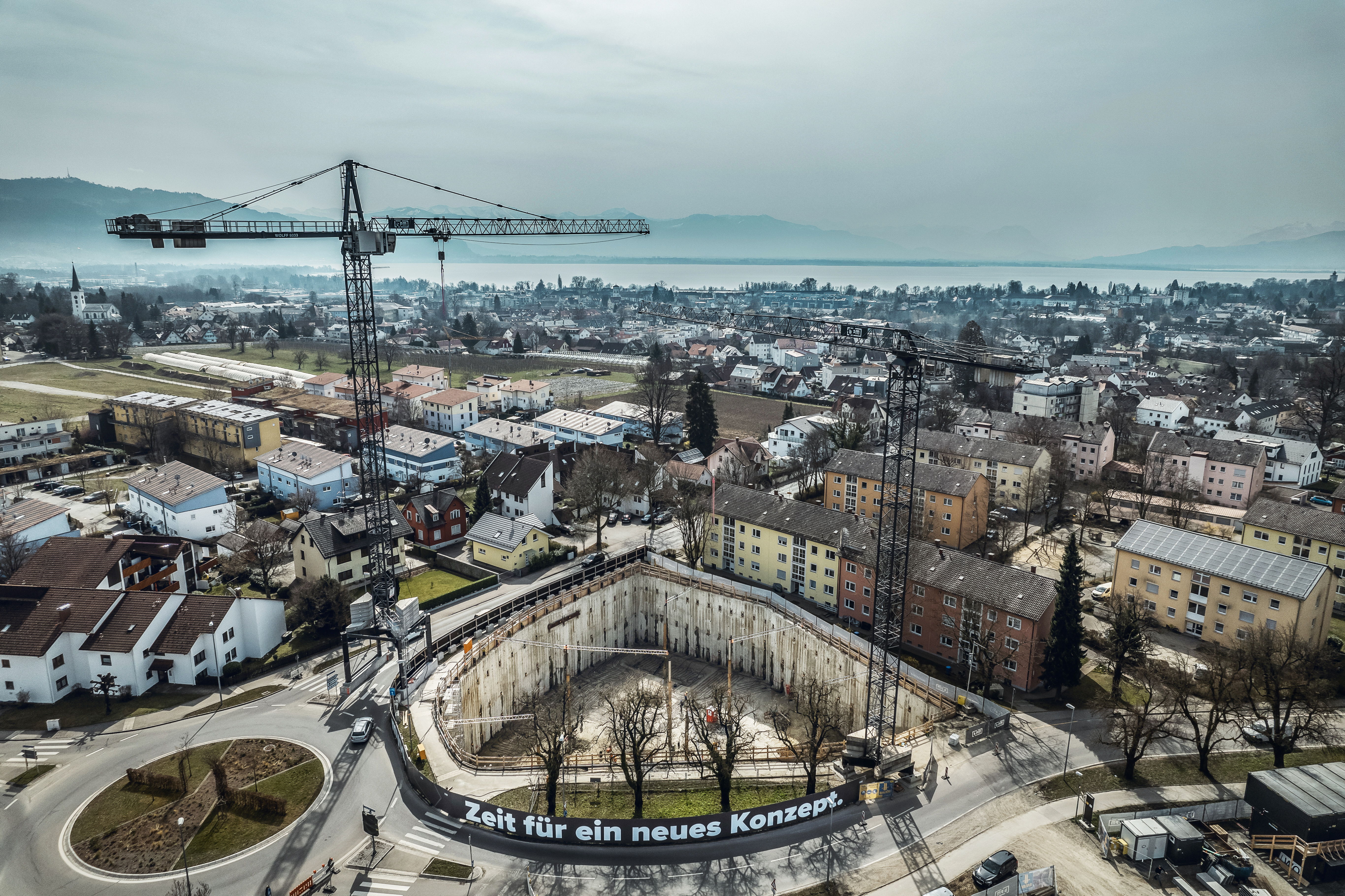 Baugrubenerstellung mit geothermisch aktivierter MIP-Wand in Lindau am Bodensee von Bauer Spezialtiefbau 