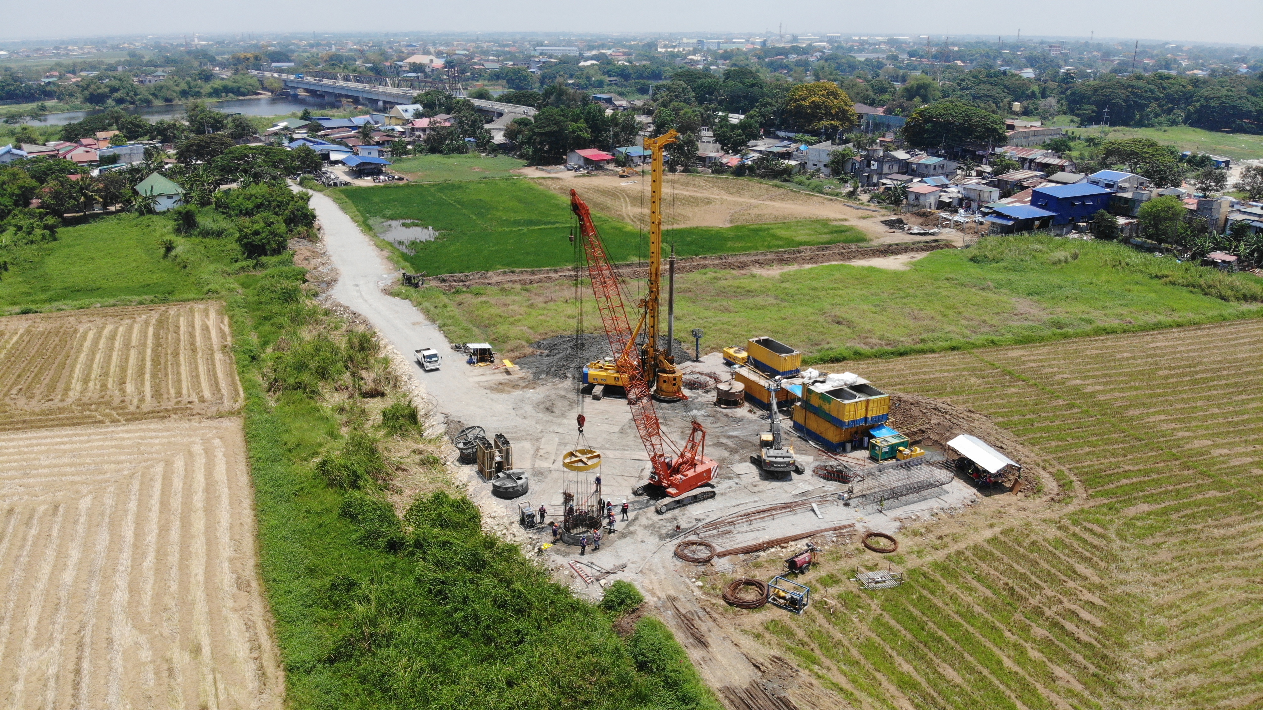 Foundation work for Hermosa-San José transmission line by Bauer Spezialtiefbau