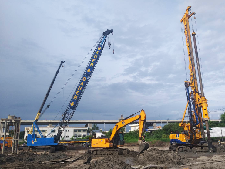 For the Srisawan Hospital Project, Thai Bauer was commissioned for significant foundation work