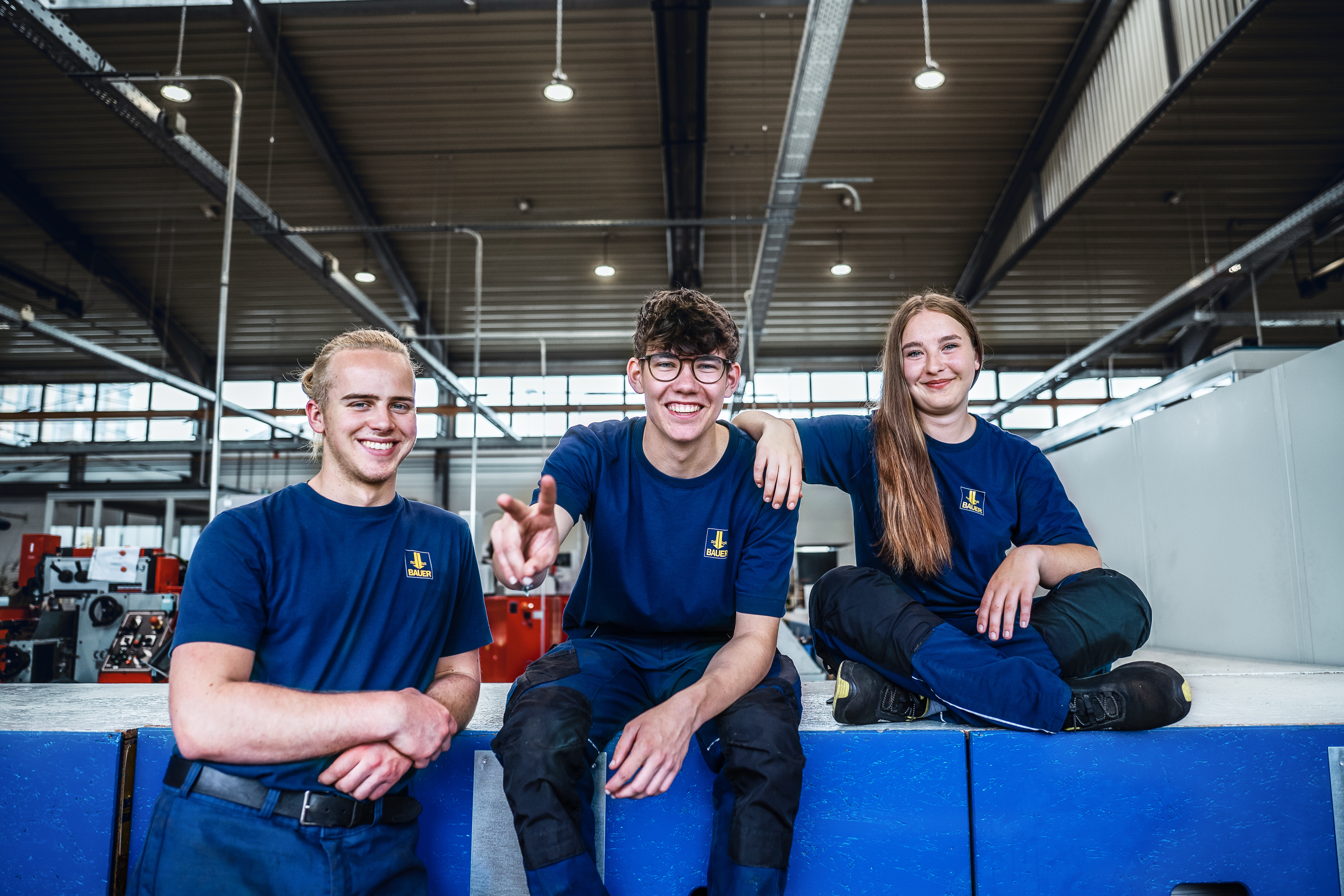 Bauer ist der größte Ausbildungsbetrieb in der Region Schrobenhausen und bietet über 15 Ausbildungsberufe.