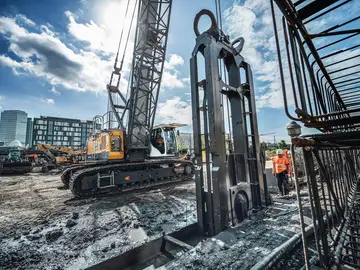 2-Phasen Schlitzwand in Frankfurt durch Bauer Spezialtiefbau