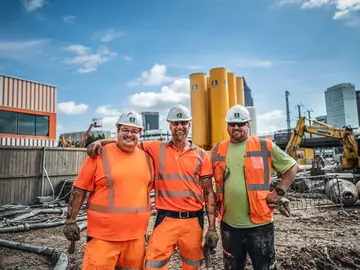 Gemeinsam stark – Mitarbeiter von Bauer Spezialtiefbau