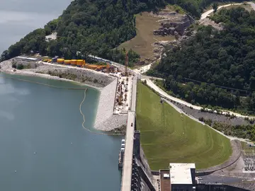 Dammsanierung für Center Hill in Tennessee von Bauer Spezialtiefbau