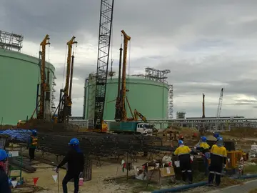 For the LNG Receiving Terminal Expansion Project – Phase II in Rayong, Thai Bauer executed crucial foundation works