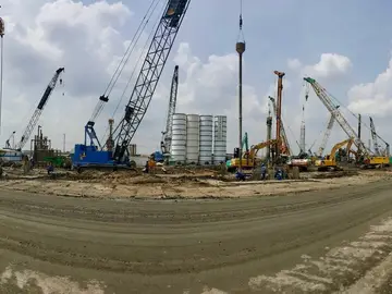 The Suvarnabhumi Airport Expansion Project required significant foundation and structural work by Thai Bauer