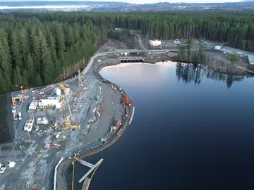 Modernisierung des John-Hart-Damms in Kanada durch Bauer Spezialtiefbau