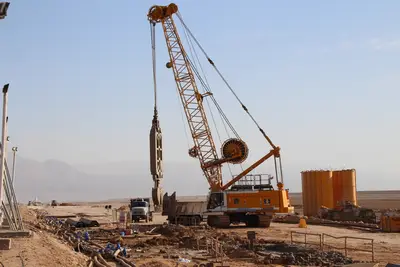 Bauer Spezialtiefbau carries out cut-off wall work under extreme conditions on the Dead Sea in Jordan