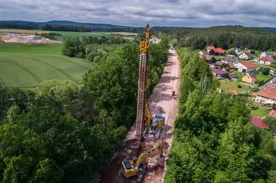 Das Projekt Bahndammsanierung Vilseck von Bauer Spezialtiefbau