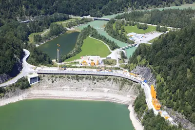 Dammsanierung für Rosshaupten Damm von Bauer Spezialtiefbau