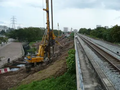 Thai Bauer installed 1,136 bored piles for the SRT Red Line project in Bangkok