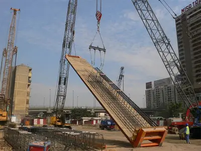 A total of 114,000 m² of diaphragm walls were constructed for Cairo Metro Line 3 Phase 1